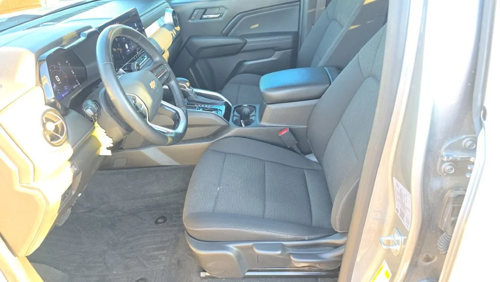 Used 2023 STERLING GRAY METALLIC Chevrolet 2WD LT image 15