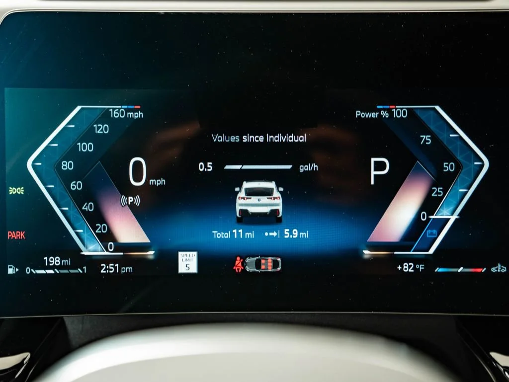 New 2026 Alpine White BMW xDrive28i image 31