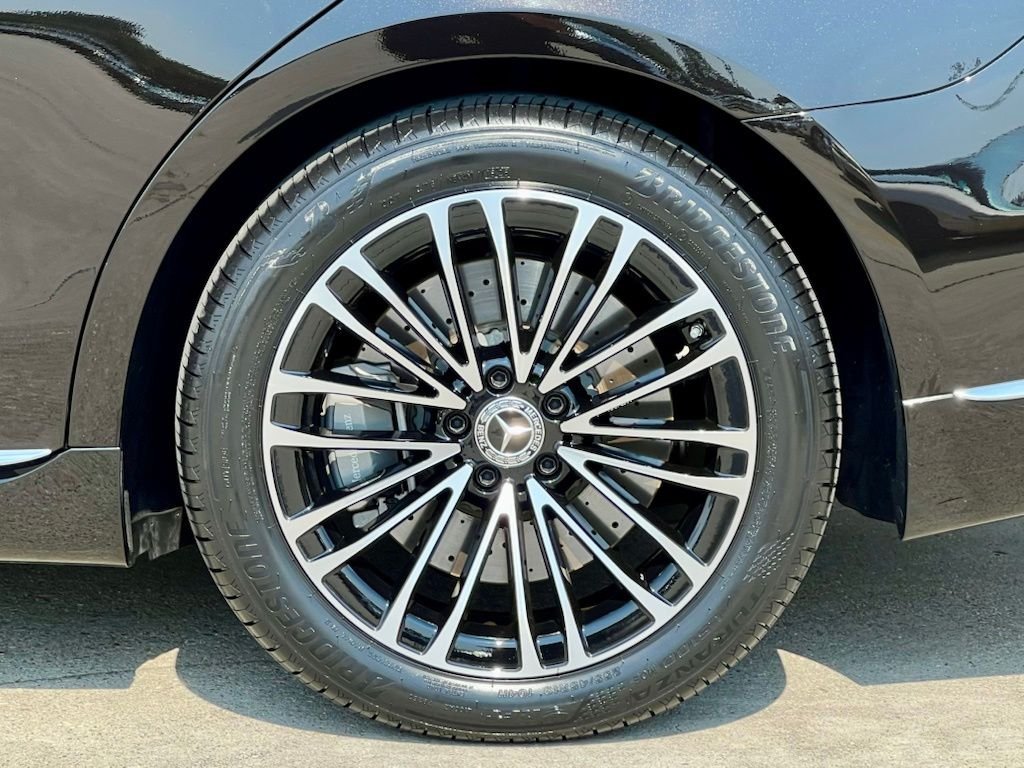 Certified Used 2024 Black Mercedes-Benz S 580e image 11