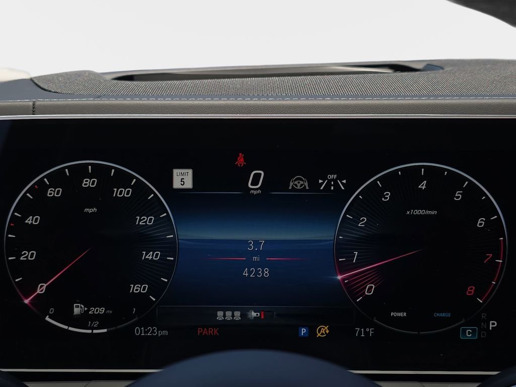 Used 2026  Mercedes-Benz Maybach GLS 600 image 22