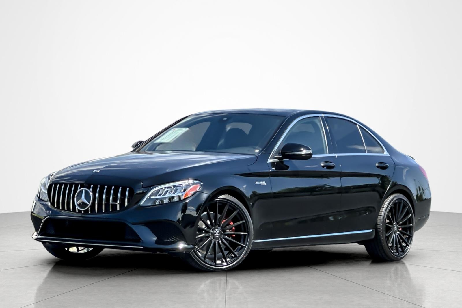 Used 2019 Black Mercedes-Benz C 300 image 1