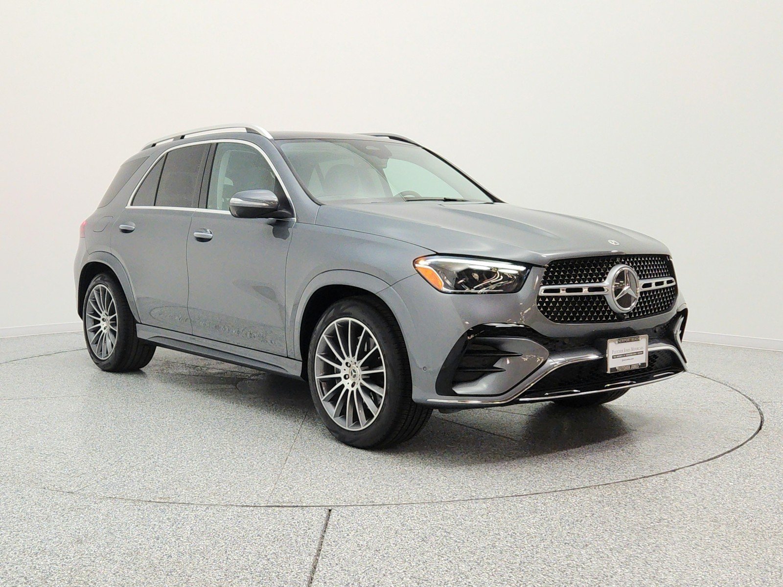 Used 2025 Selenite Grey Metallic Mercedes-Benz GLE 350 SUV image 3