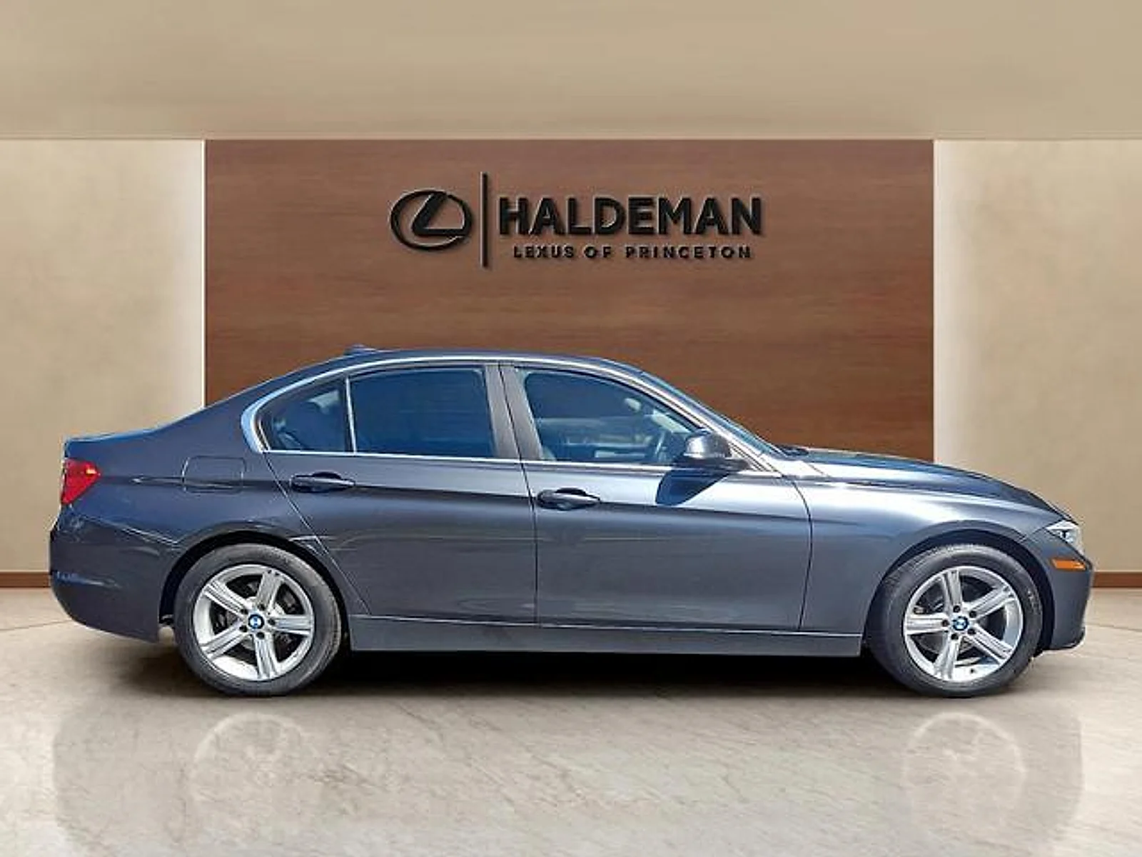 2015 BMW 3 Series 328i - Photo 7