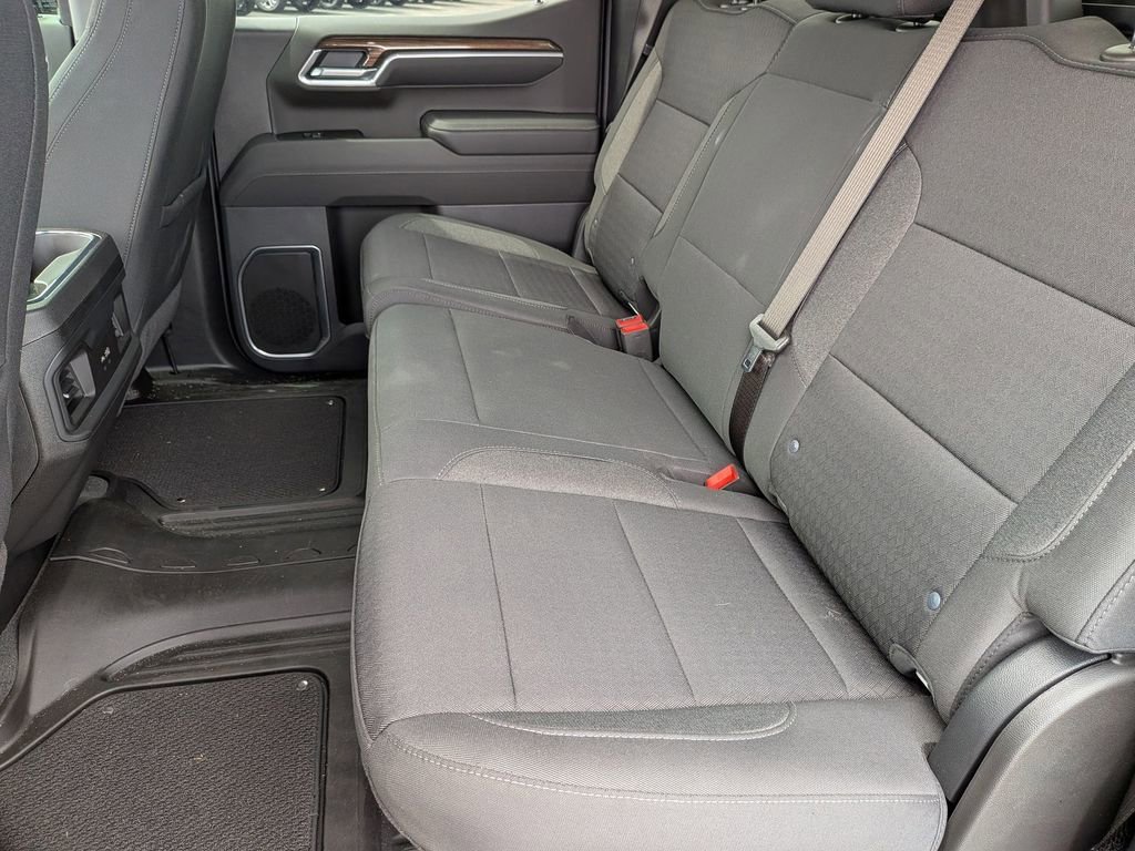 2025 Chevrolet Silverado 1500 LT - Photo 35