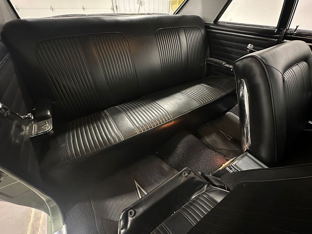 Used 1964 Green Pontiac  image 55