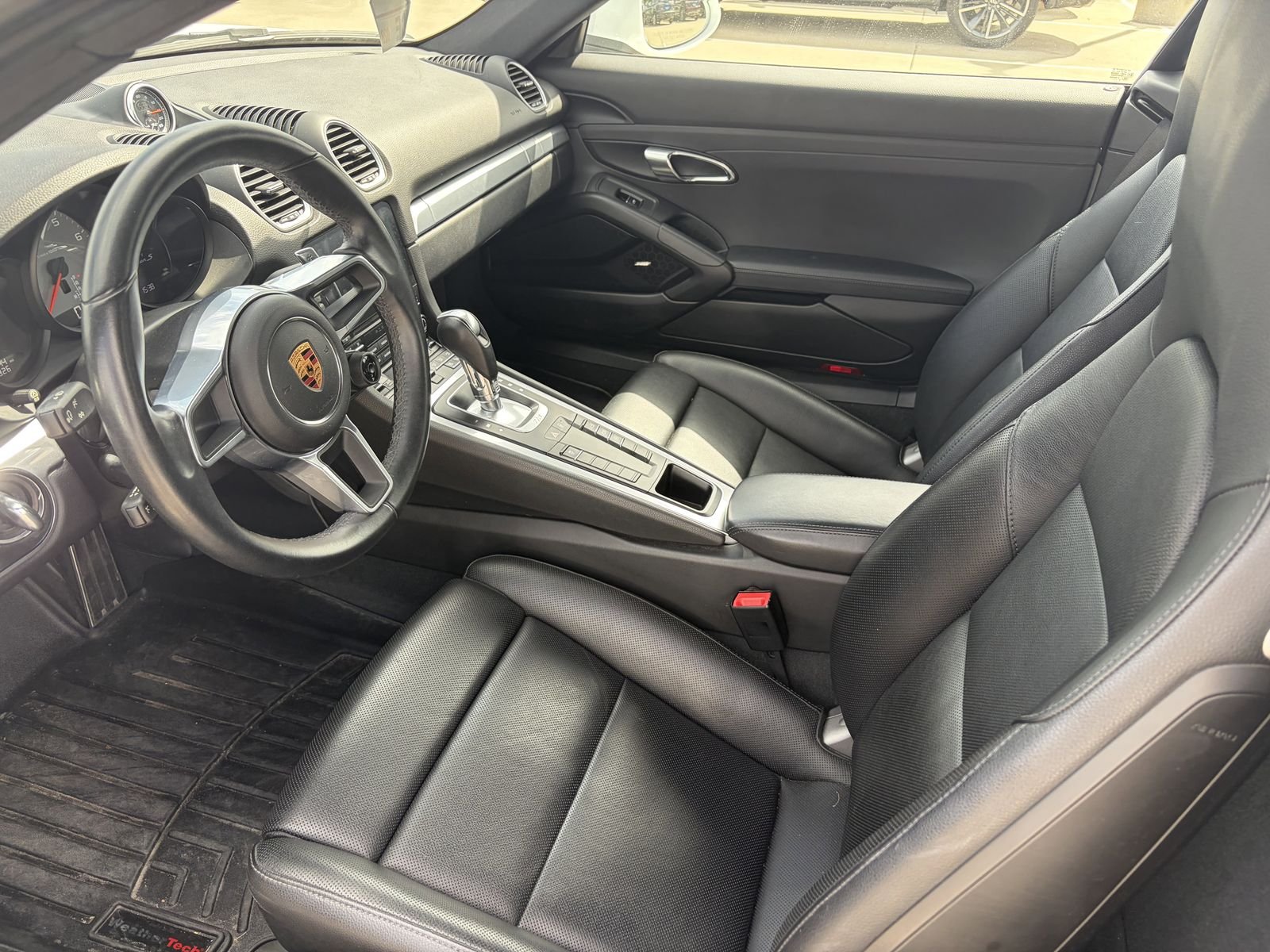 Used 2018 White Porsche S image 7