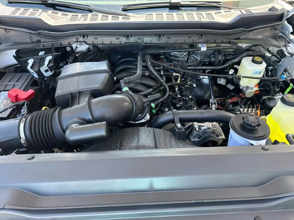 New 2026 Oxford White Ford F-250® XL image 27