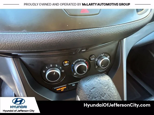Used 2016 Gray Ford SE image 21