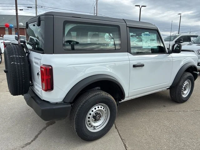 New 2026 Oxford White Ford Base image 8