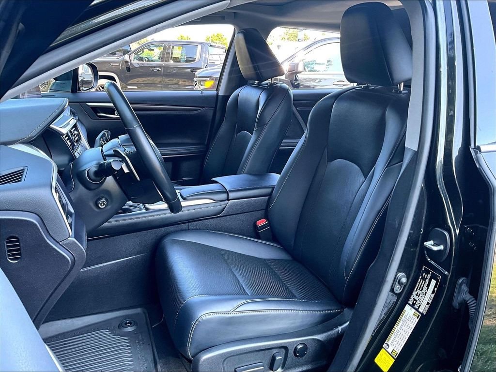 Used 2021 Black Lexus 450h image 10