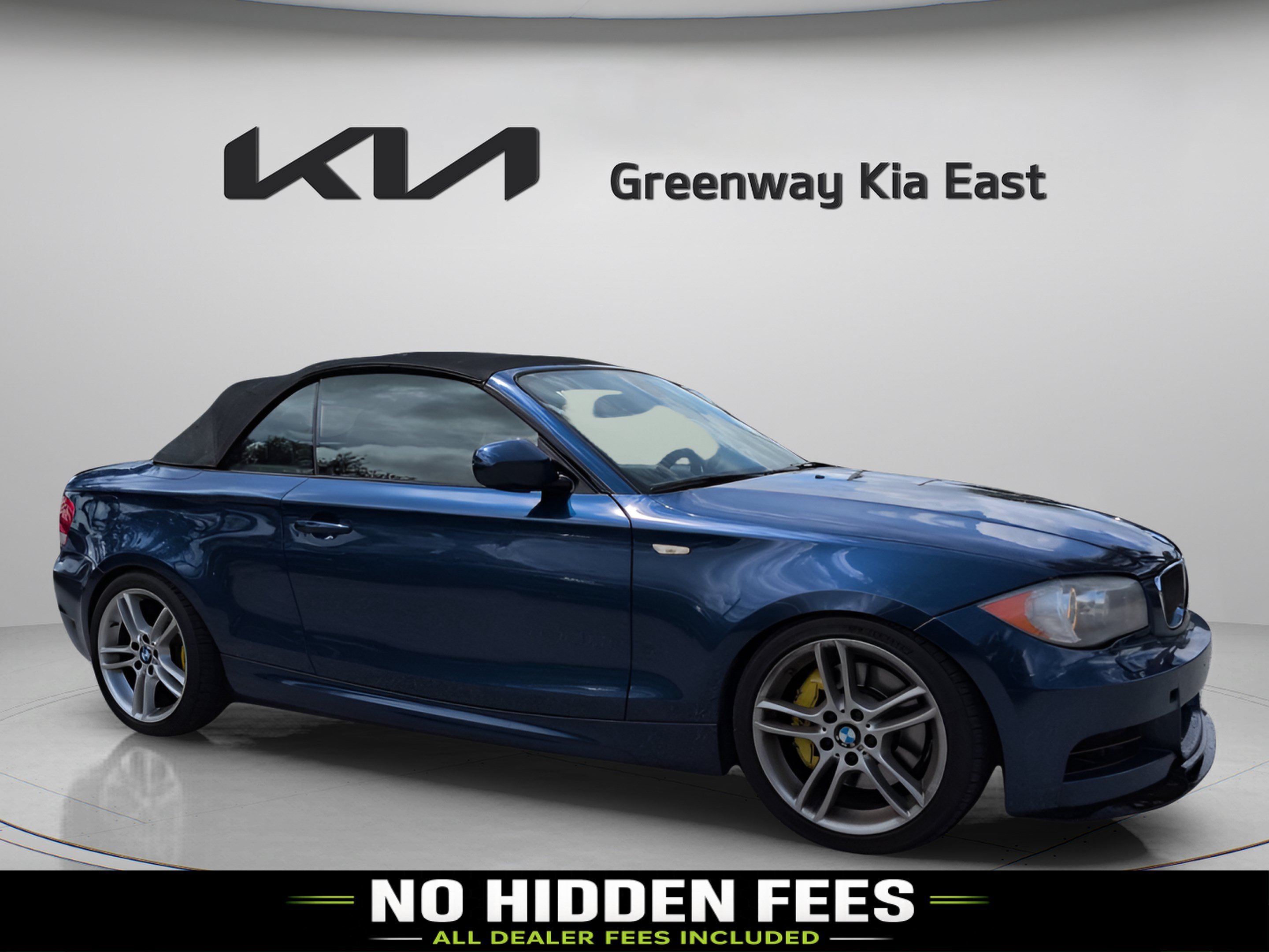 Used 2011 Le Mans Blue Metallic BMW 135i image 1