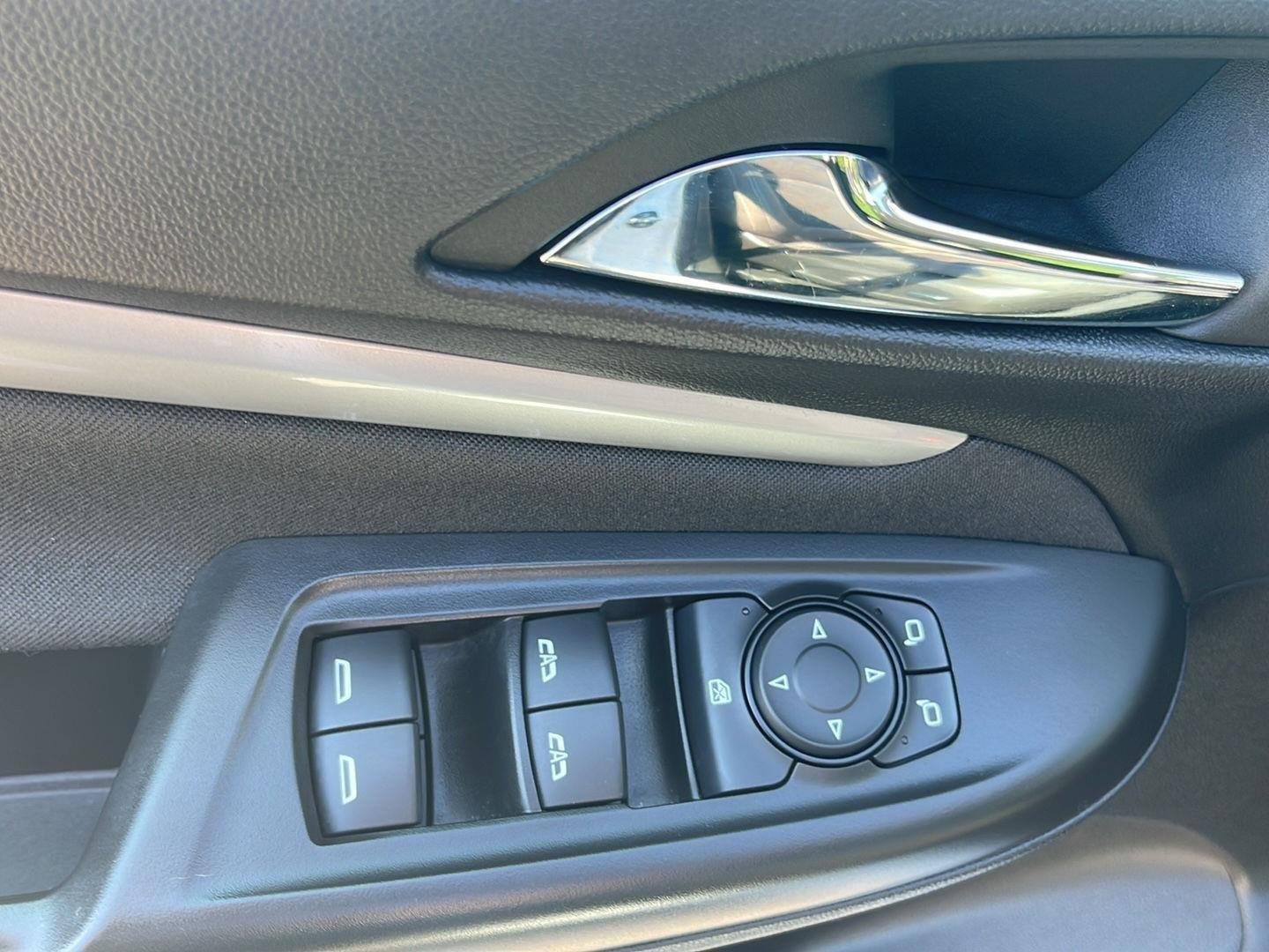 Used 2023 Summit White Chevrolet LT image 17