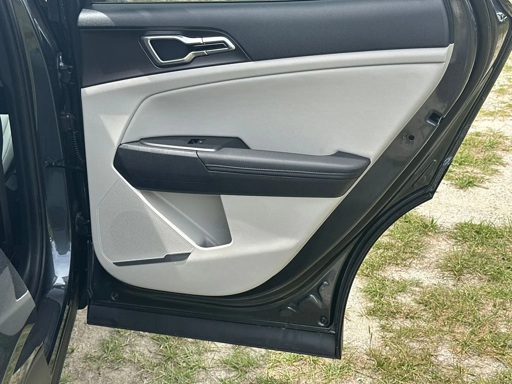 New 2026 Gray Kia EX image 16
