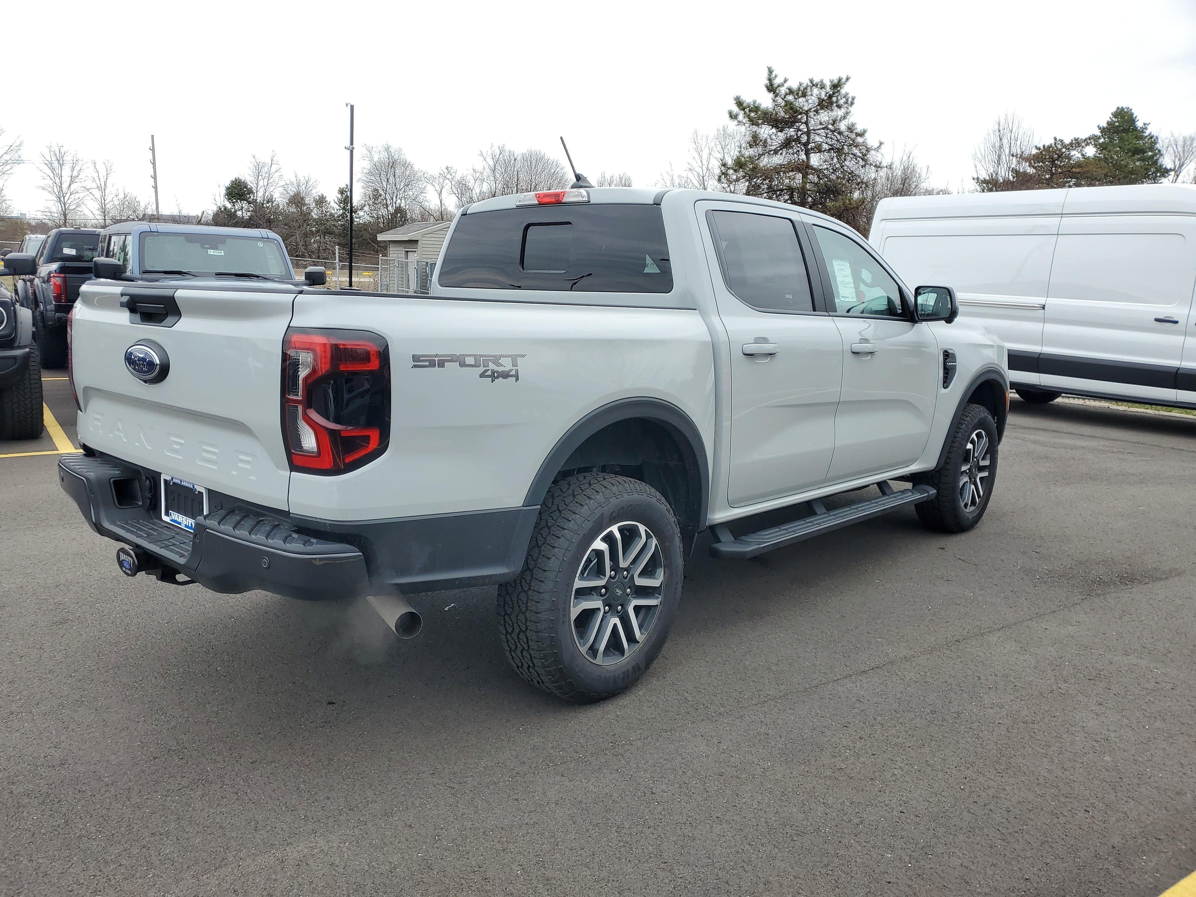 New 2026 Avalanche Ford Lariat® image 4