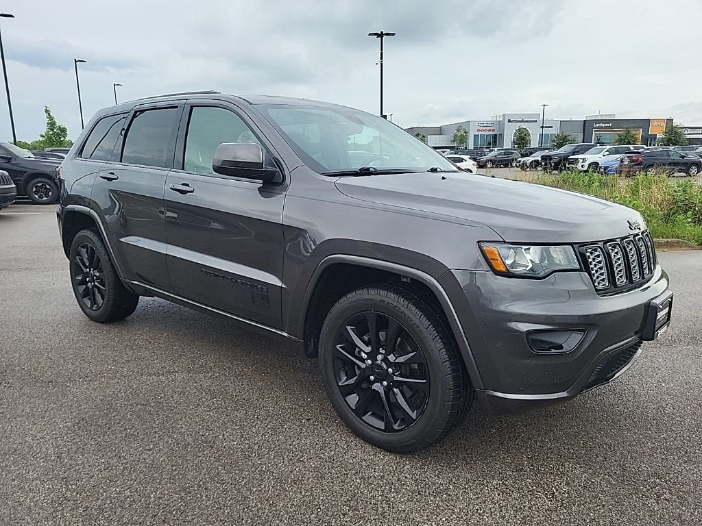 Used 2020 Gray Jeep Altitude image 7