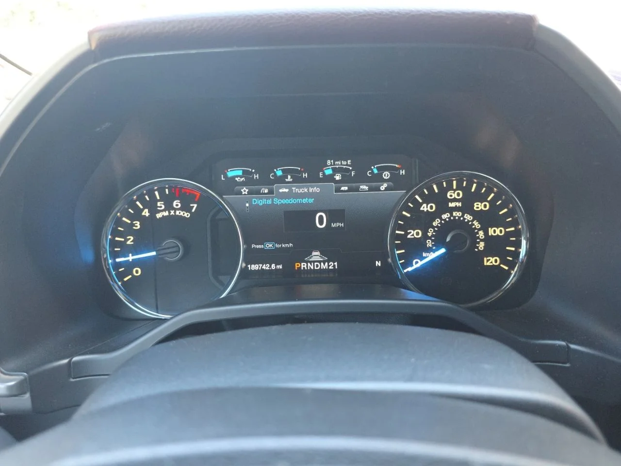 Used 2015 Black Ford Platinum image 27