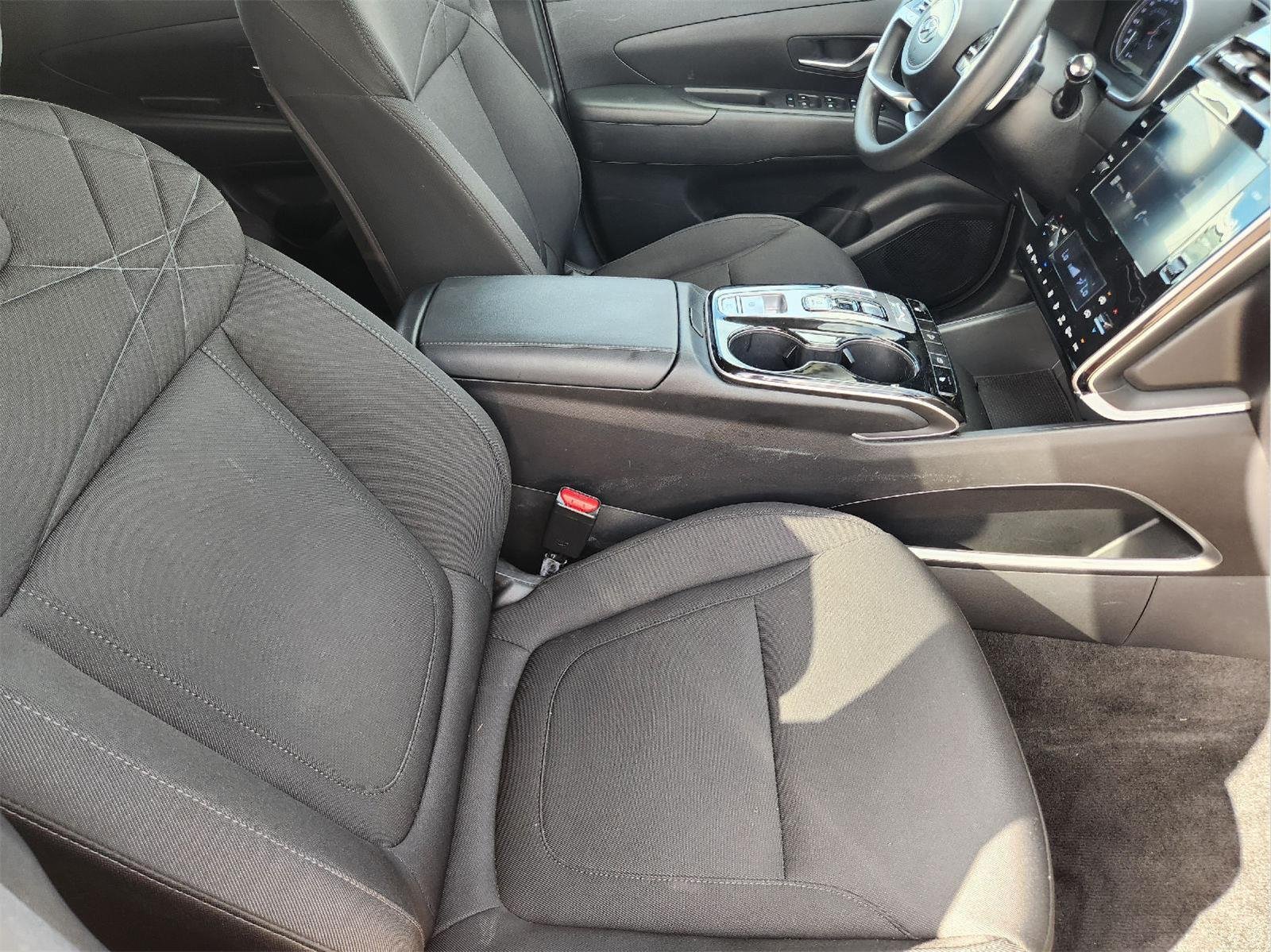 Used 2022 Shimmering Silver Hyundai Blue image 13