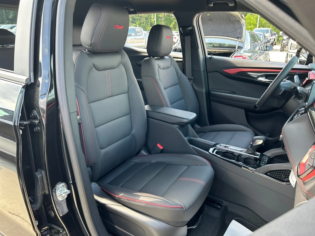 New 2026 Mosaic Black Metallic Chevrolet RS image 19