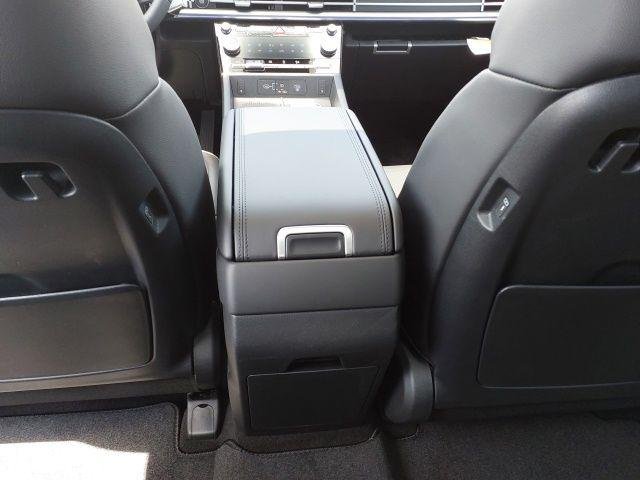New 2026 Phantom Black Hyundai Limited image 28