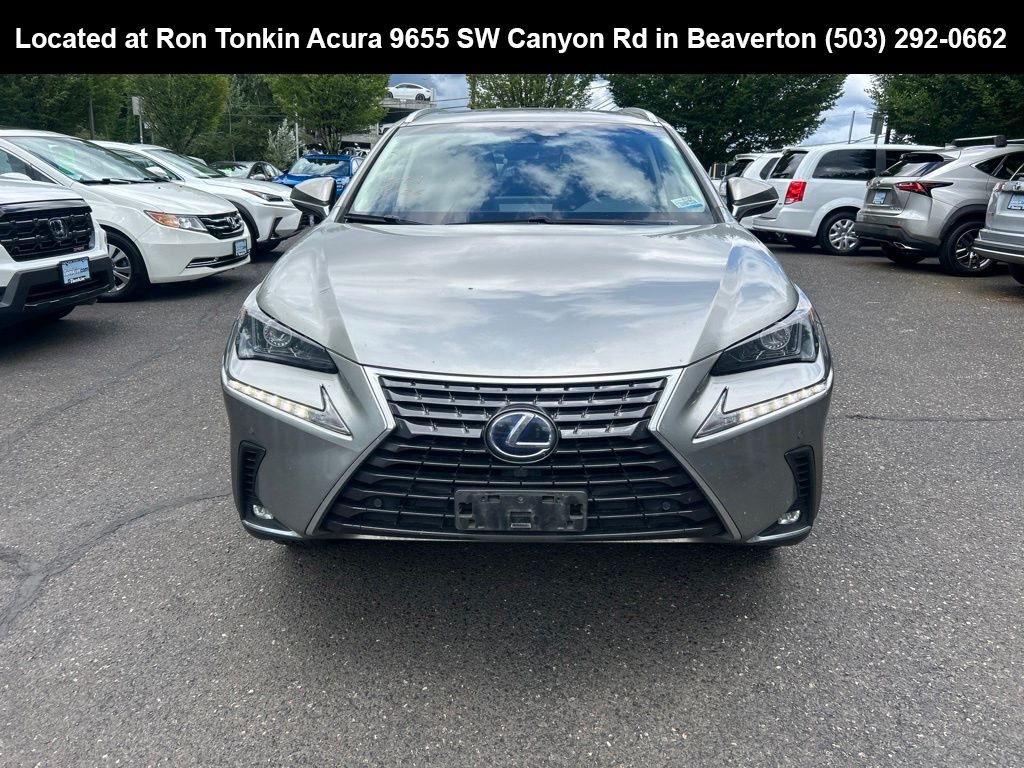Used 2019 Atomic Silver Lexus 300h image 9