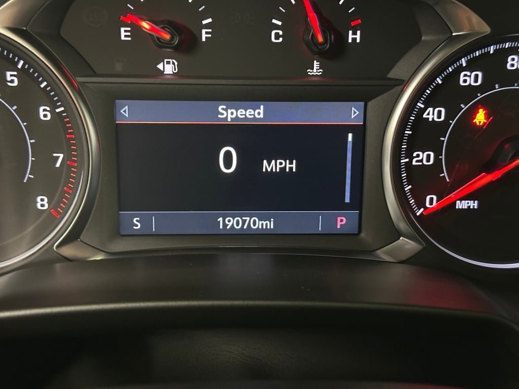 Used 2024 Riptide Blue Metallic Chevrolet LT image 3