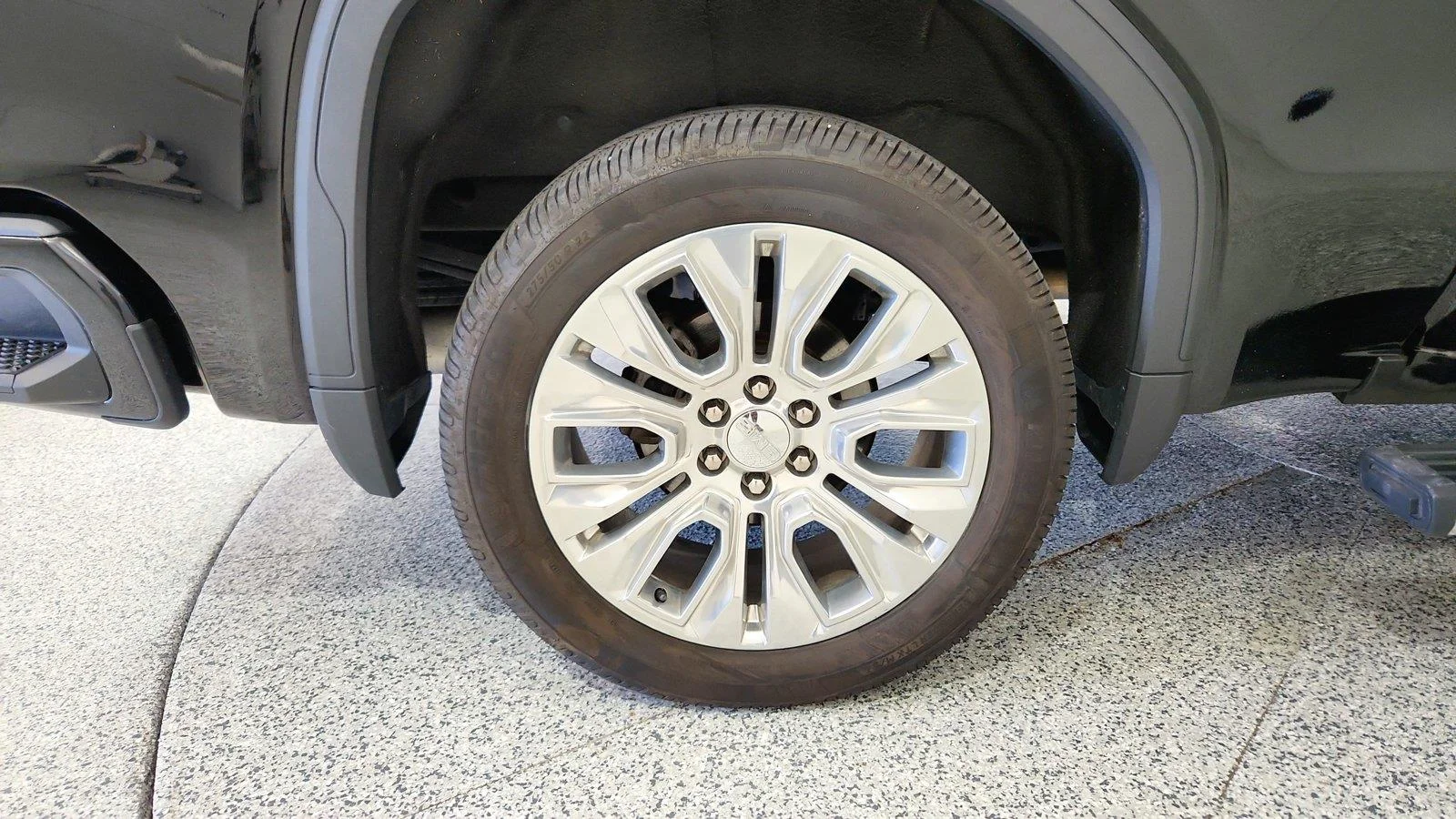 Used 2019 ONYX BLACK GMC Denali image 33