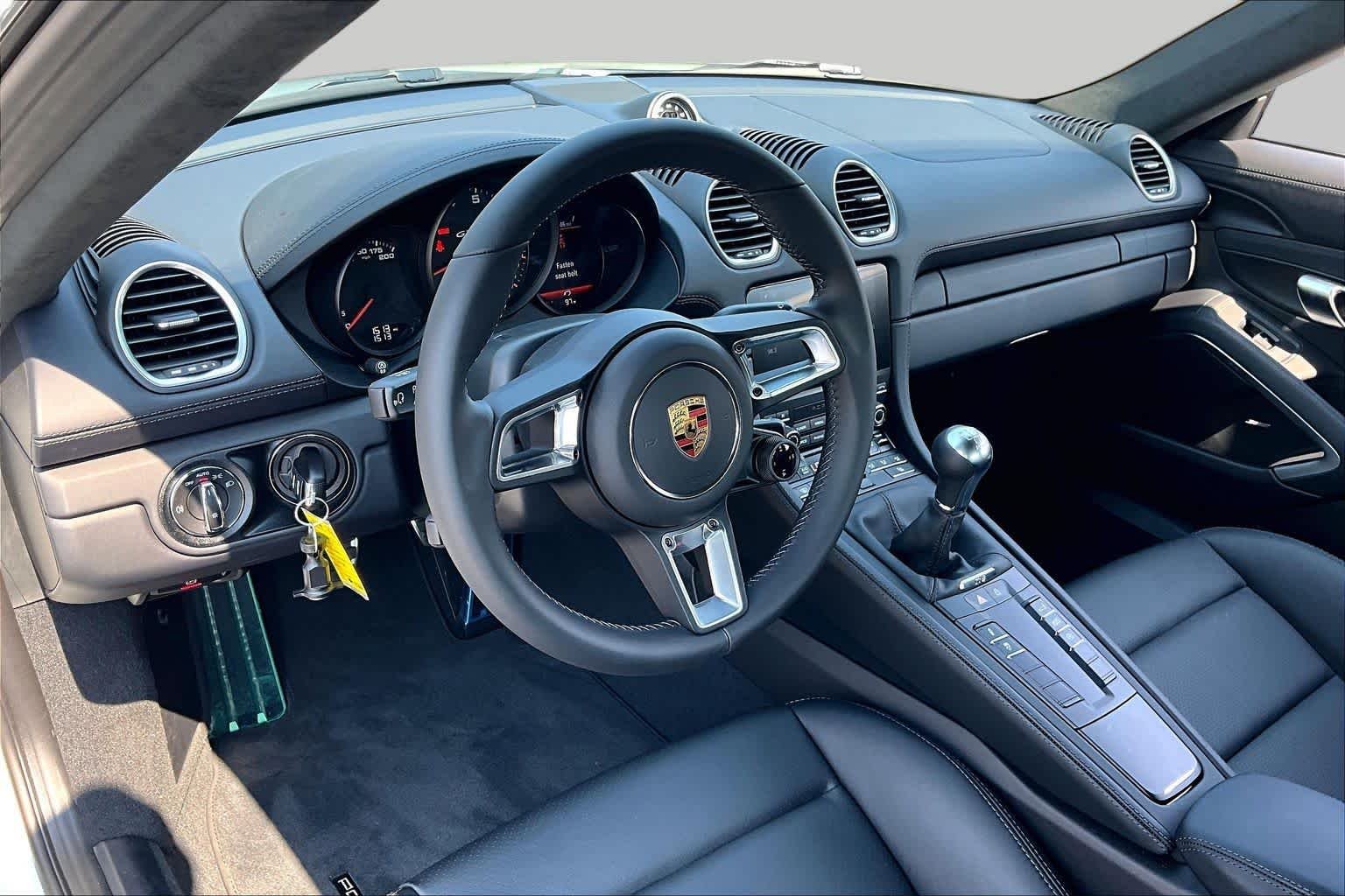 Used 2025 White Porsche GTS 4.0 image 18