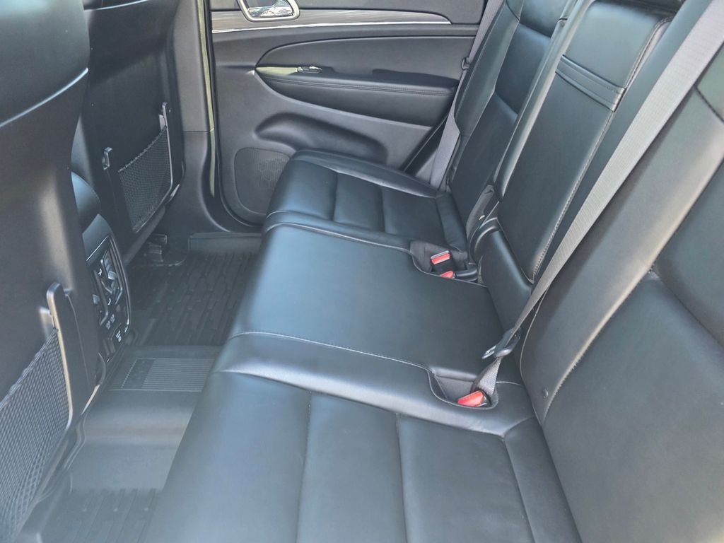 Certified Used 2020 White Jeep Limited image 15