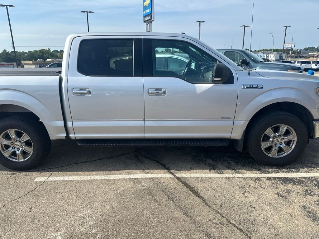 Used 2016  Ford XLT image 5