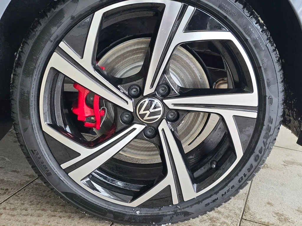 2026 Volkswagen Golf GTI SE - Photo 11
