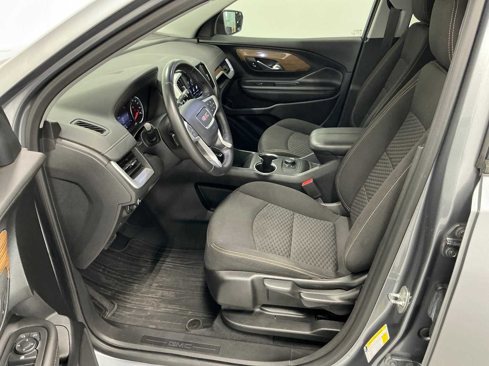 Used 2020 Satin Steel Metallic GMC SLE image 10