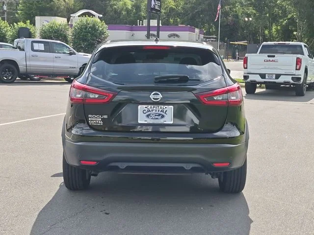 Used 2021 Black Nissan S image 12