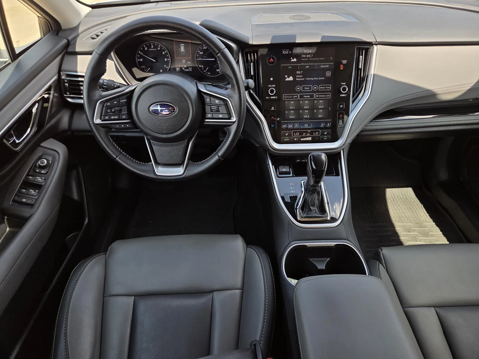 Used 2023 Ice Silver Metallic Subaru Onyx Edition image 13