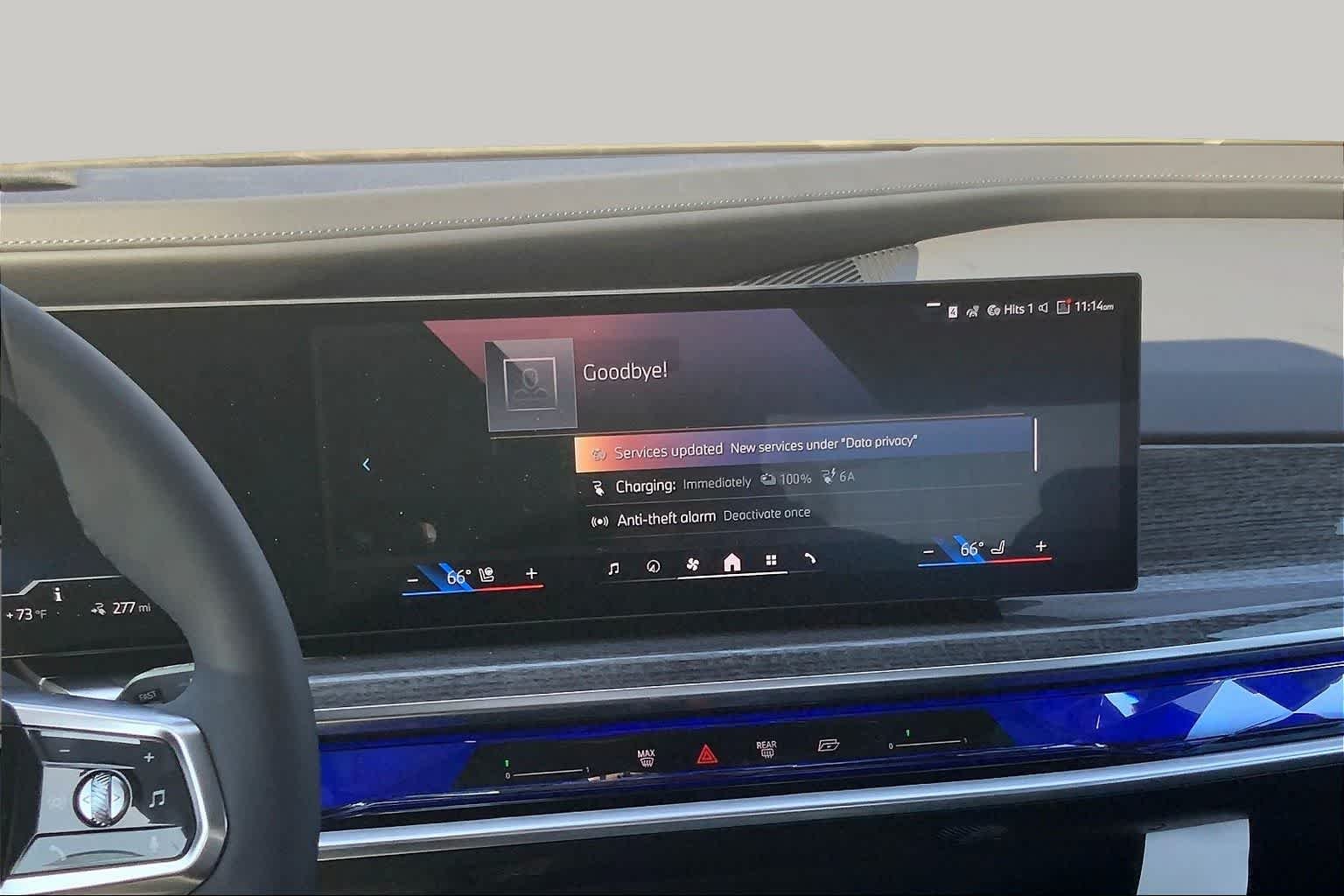 2025 BMW i7 50 - Photo 6