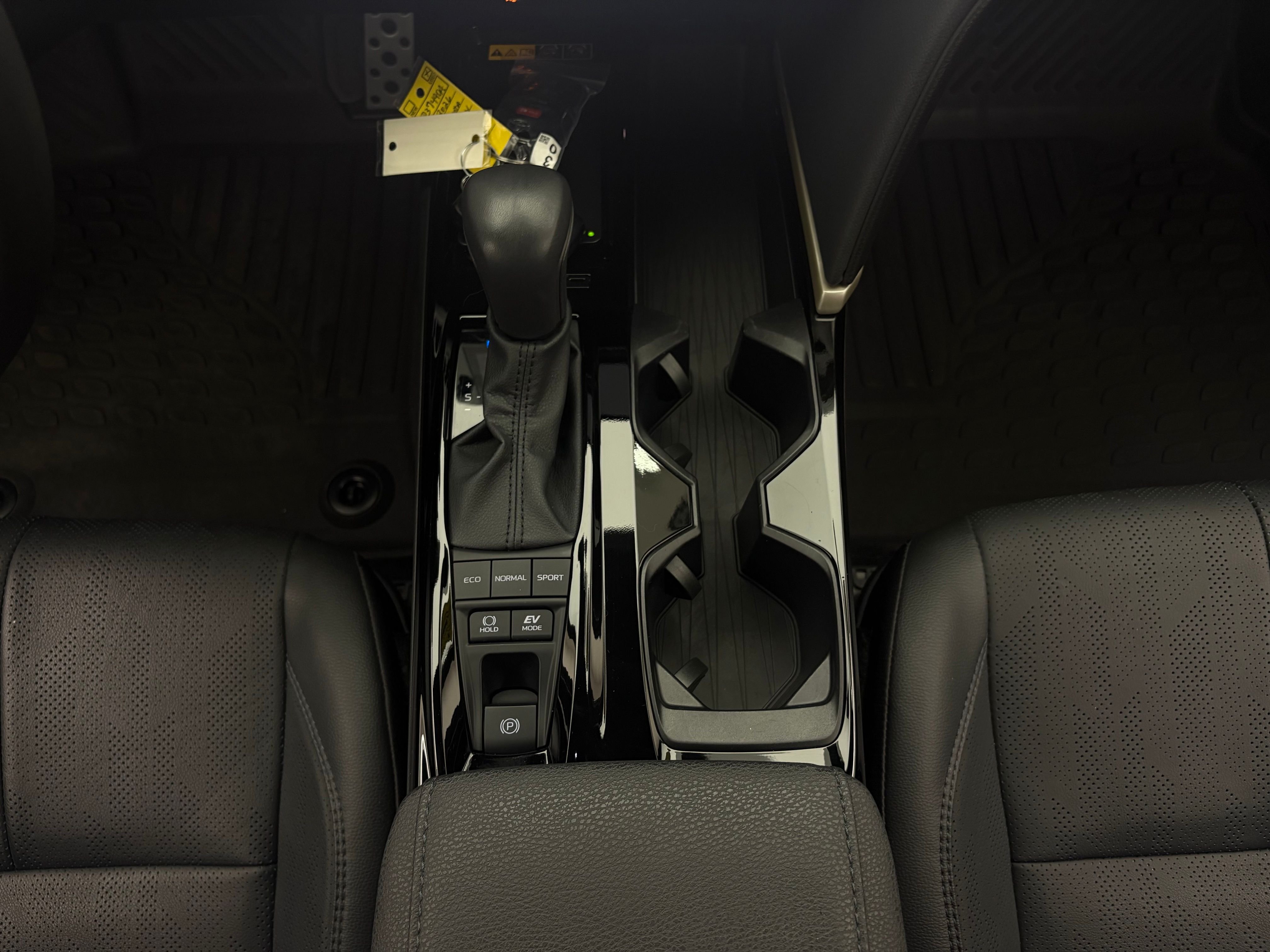 Used 2026 Heavy Metal Toyota XSE image 28