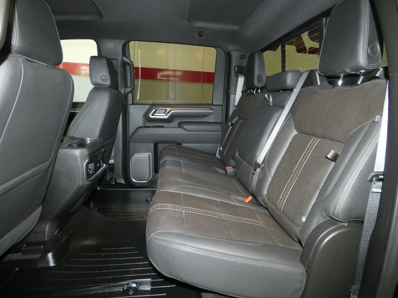 Used 2025 BLACK Chevrolet Crew Cab 159" High Country Dsl image 27