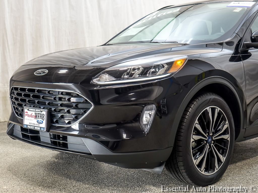 Certified Used 2022 Black Metallic Ford SEL image 3