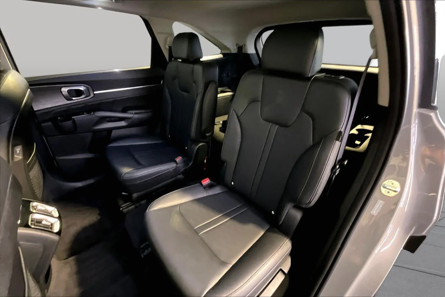 Used 2024 Wolf Gray Kia X-Line SX image 21