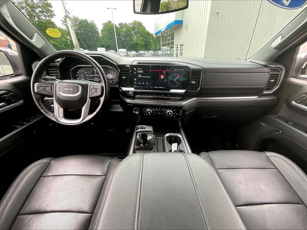 Used 2023 Silver GMC SLT image 21