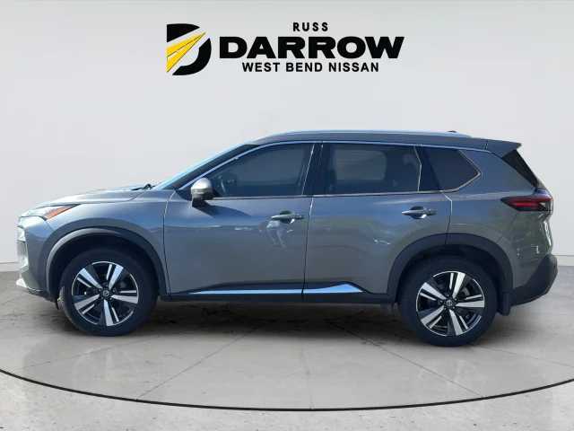 Used 2021 Gray Nissan SL image 2