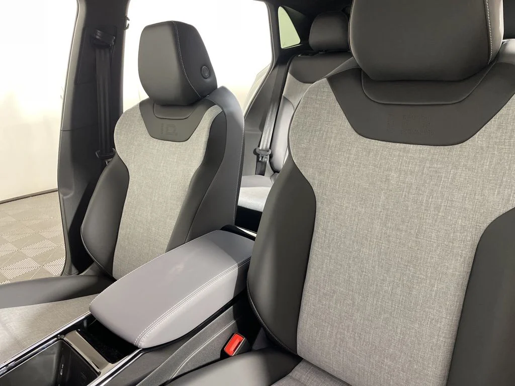 2026 Volkswagen ID.4 PRO - Photo 18