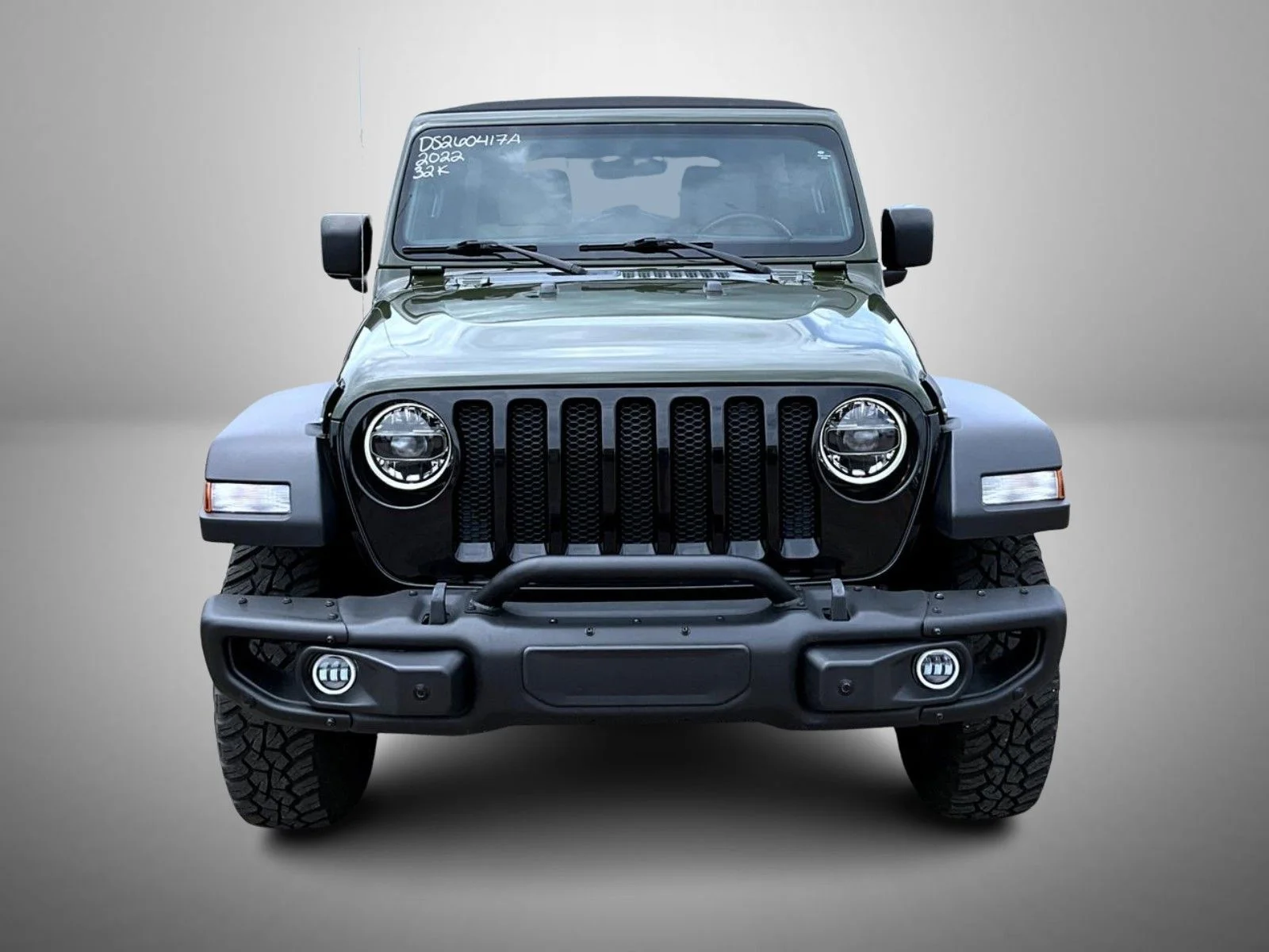 Used 2022 Green Jeep Unlimited Willys image 2