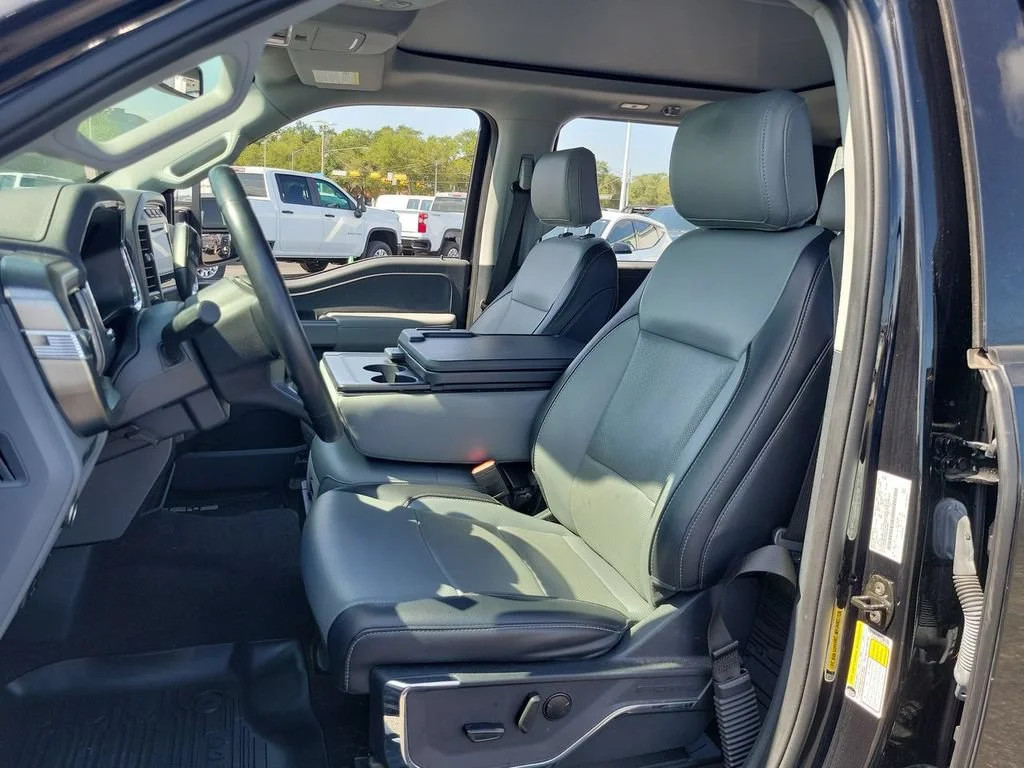 Used 2022 Black Ford LARIAT image 20