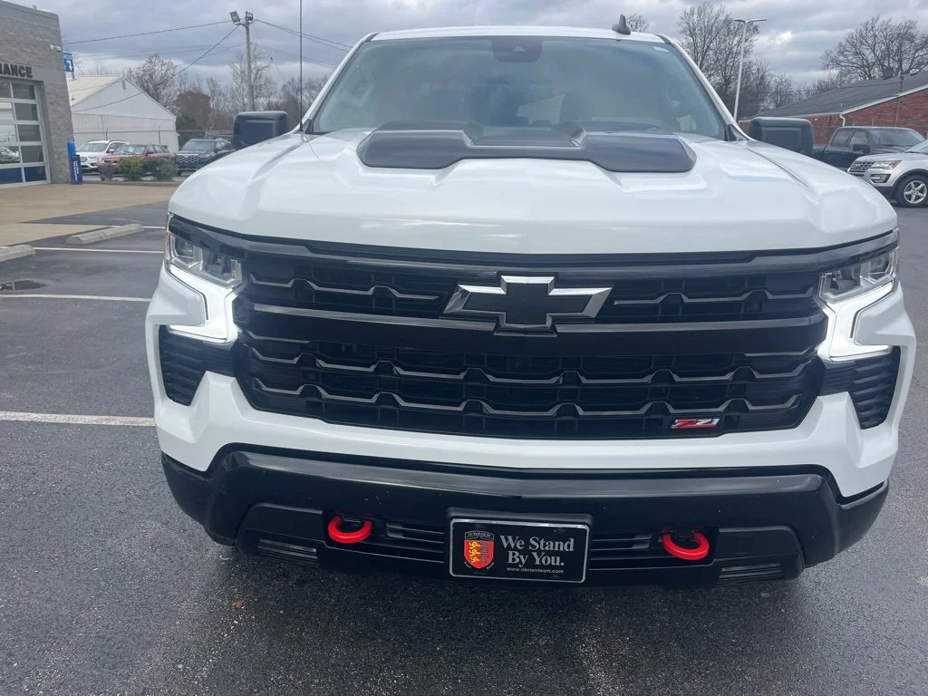 Used 2024 Summit White Chevrolet LT Trail Boss image 8