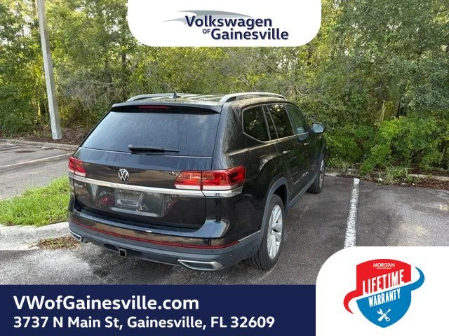 Used 2021 Deep Black Pearl Volkswagen 3.6L V6 SEL image 4
