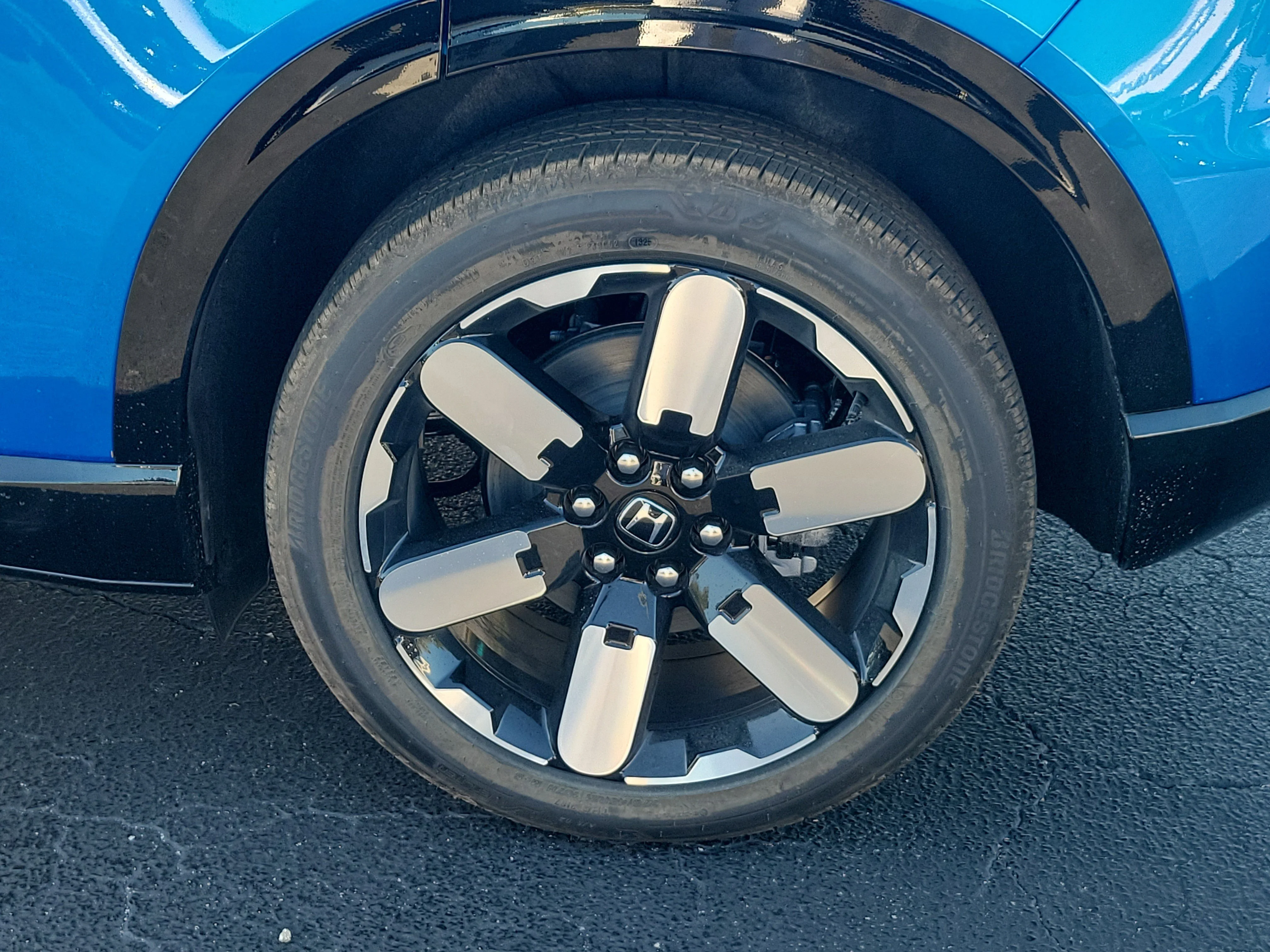 New 2026 Pacific Blue Metallic Honda Elite image 4