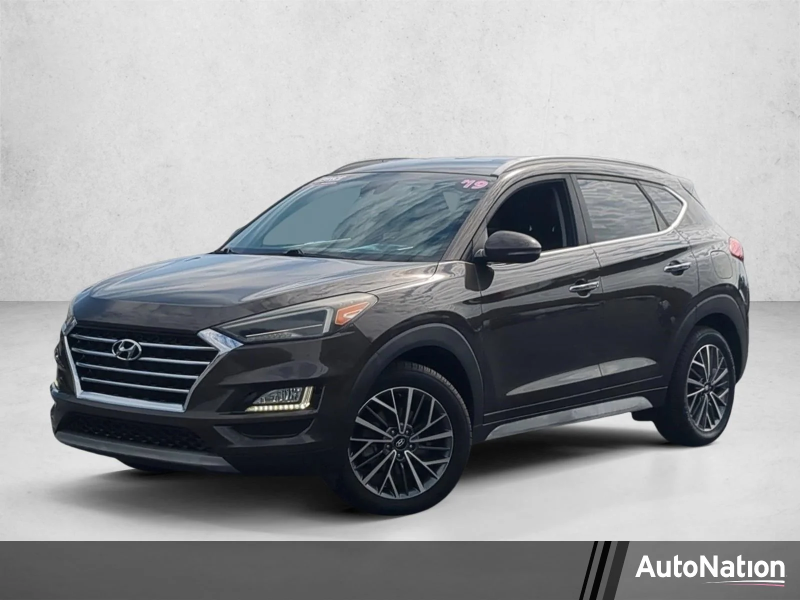 Used 2019 Sage Brown Hyundai Limited image 1
