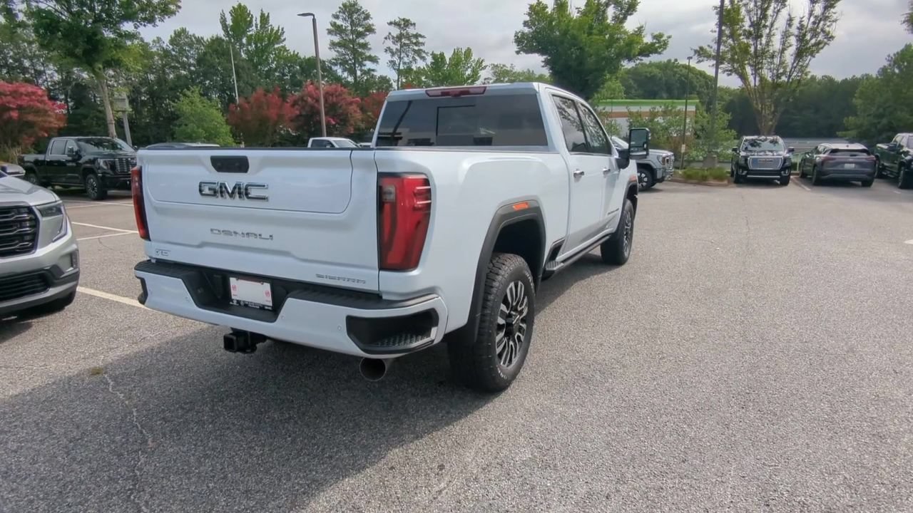 2026 GMC Sierra 2500HD Denali Ultimate - Photo 8
