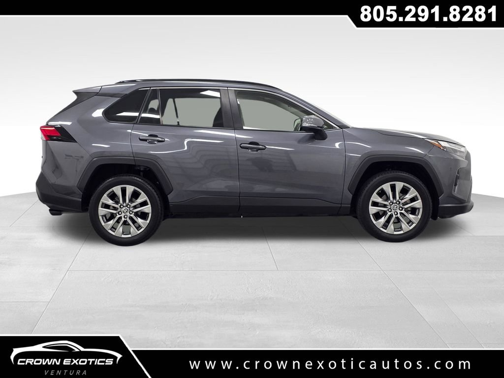 Used 2023 Gray Toyota XLE Premium image 8