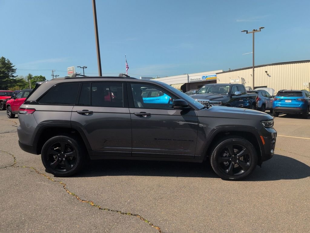 Certified Used 2023 Gray Jeep Altitude X image 2